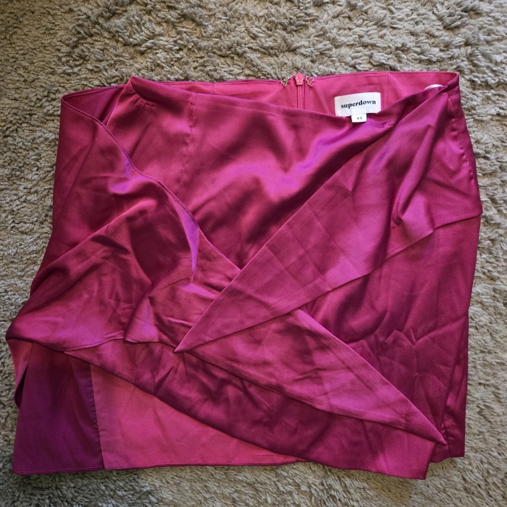 Superdown Rissa Wrap Skirt Set In Magenta - Picture 6 of 7